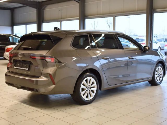 Opel Astra Elegance Sports Tourer