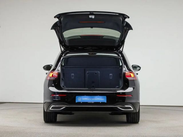 Volkswagen Golf 2.0 TSI DSG Golf VIII Style