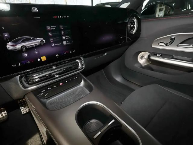 Mercedes-Benz CLA 350 4MATIC AMG Line