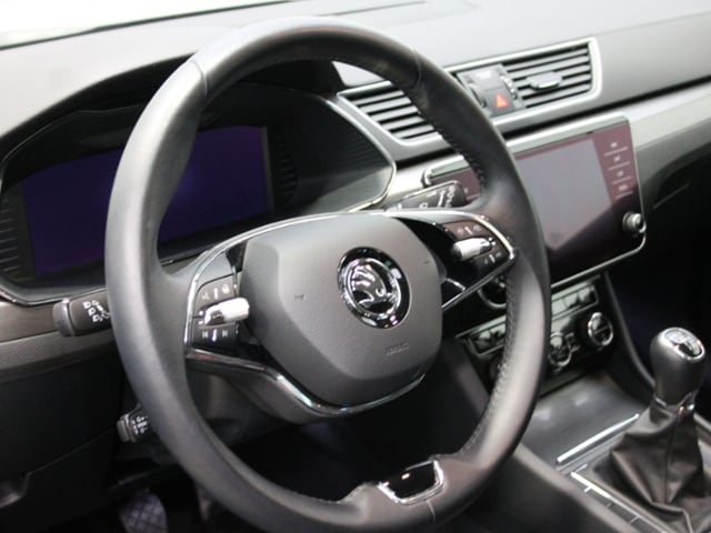 Skoda Superb 2.0 TDI Combi