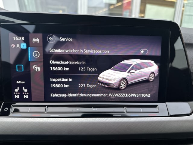 Volkswagen Golf 2.0 TDI DSG Variant