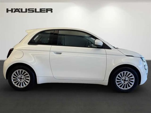 Fiat 500e Neue 500 CarPlay Klimaautomatik