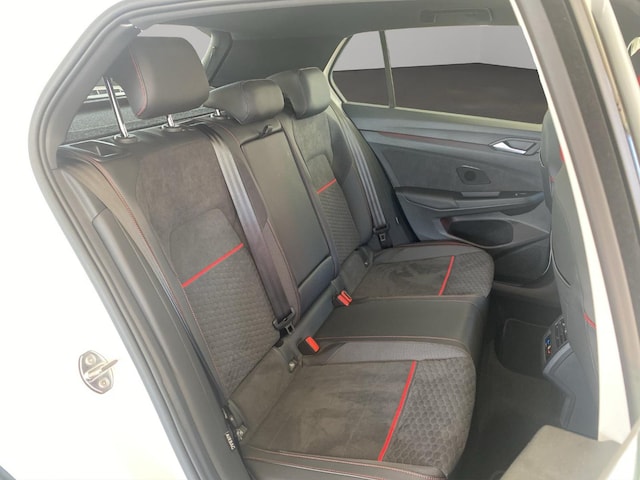 Volkswagen Golf 2.0 TSI DSG Golf VIII