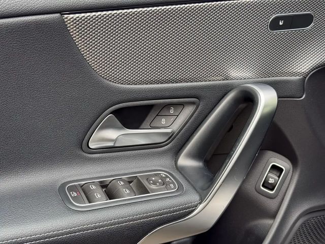 Mercedes-Benz CLA 180 Shooting Brake