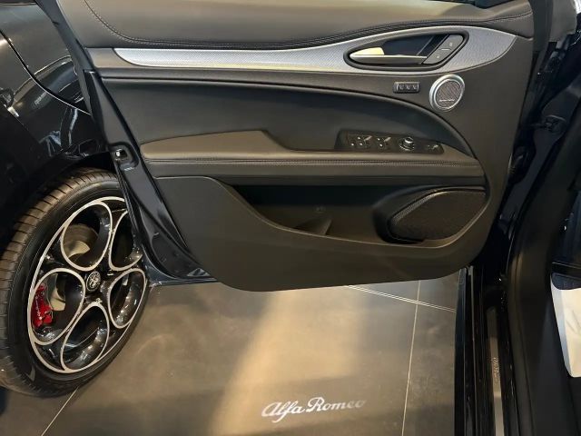 Alfa Romeo Stelvio Q4 Veloce