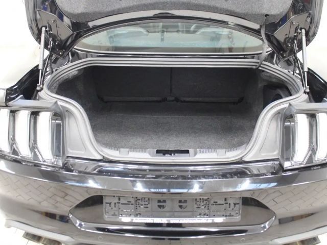 Ford Mustang Fastback GT 5.0 V8