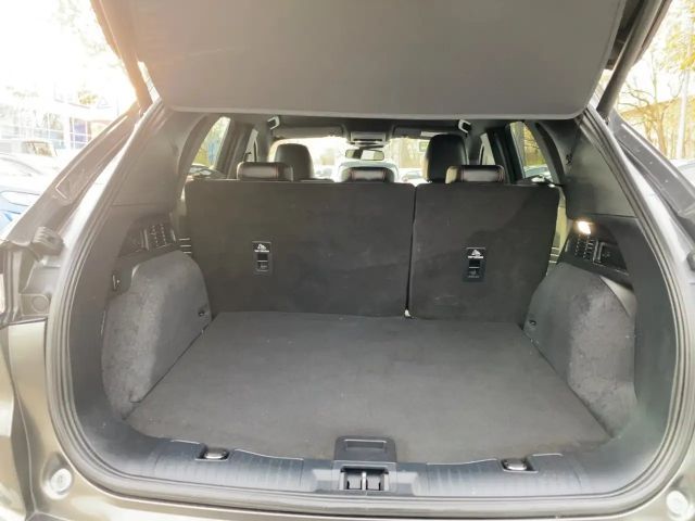 Ford Kuga Plug in Hybrid ST Line X