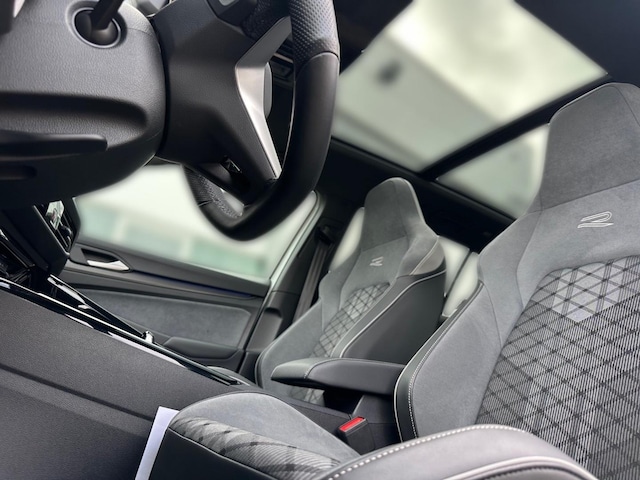 Volkswagen Golf 1.5 eTSI Golf VIII Variant