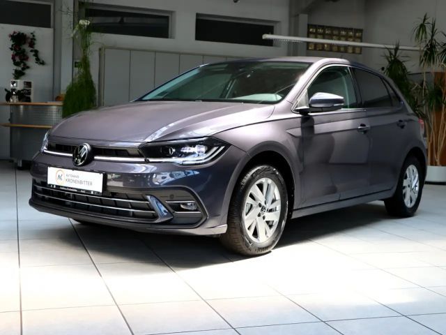 Volkswagen Polo 1.0 TSI DSG Style