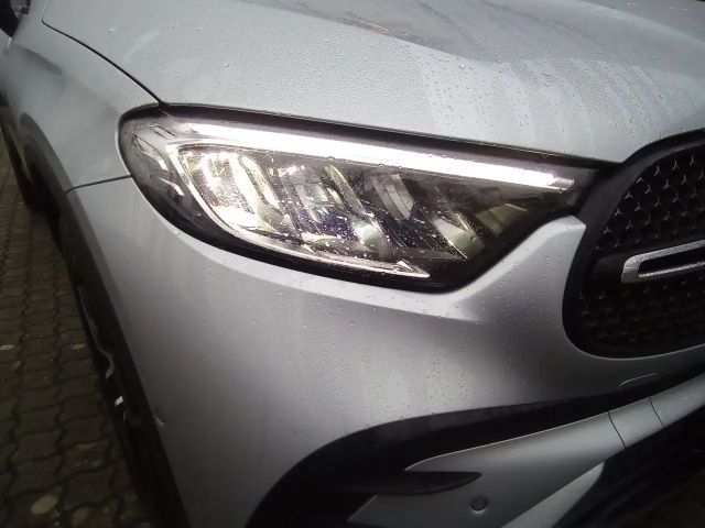 Mercedes-Benz GLC 200 4MATIC AMG Line GLC 200 d
