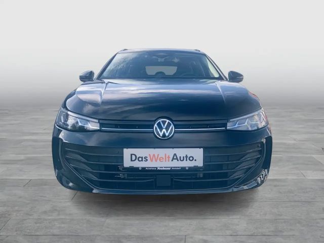 Volkswagen Passat 1.5 eTSI Business Variant