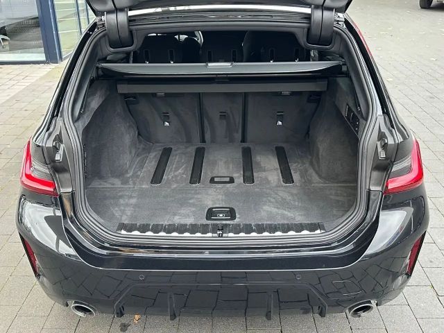 BMW 330 330d M-Sport Touring xDrive