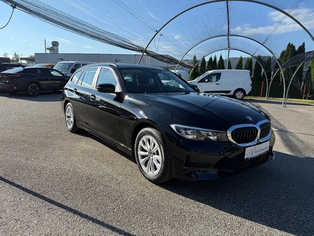 BMW 318 318d Touring