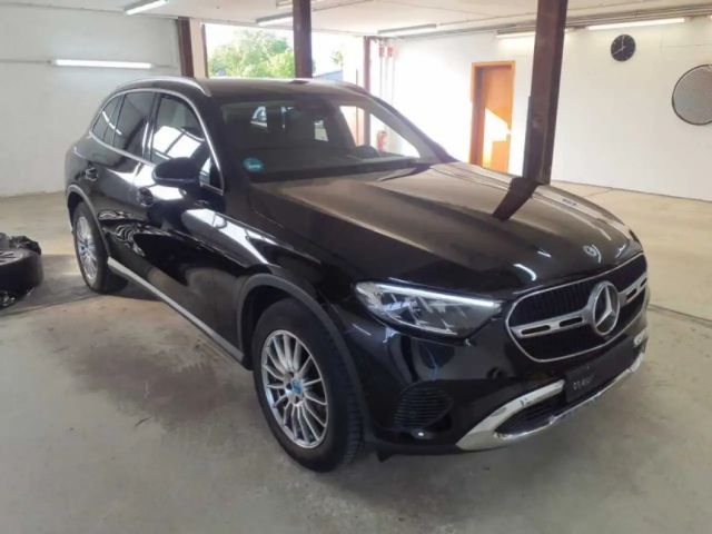 Mercedes-Benz GLC 220 AVANTGARDE
