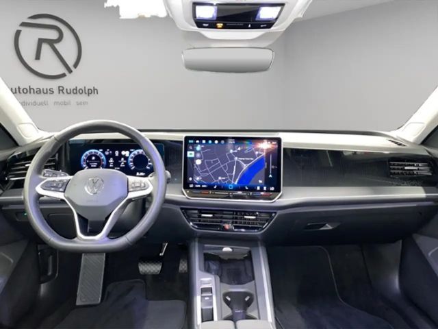 Volkswagen Passat 1.5 eTSI Business DSG Variant