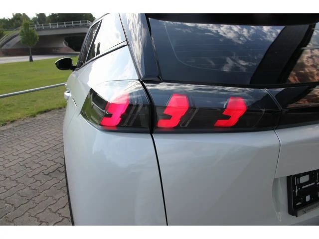 Peugeot E-2008 Active Pack