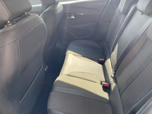 Peugeot E-208 Allure Pack