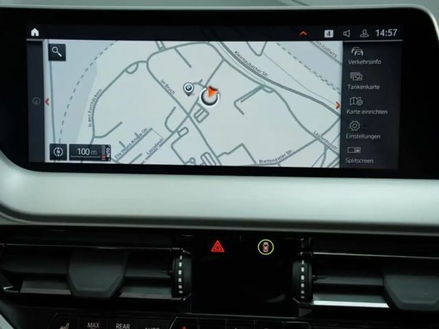 BMW 118 118i 5-deurs Advantage pakket Sedan