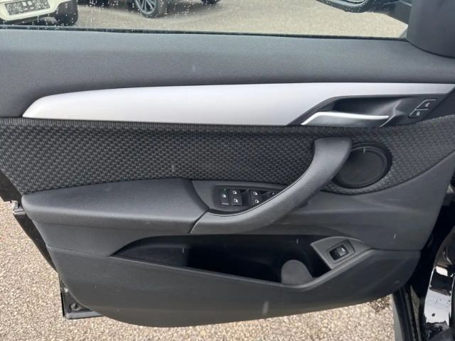 BMW X1 20dxA +NAVI+ACC+LED+APPLE+SHZ+DAB+MFL+BT+AHK+