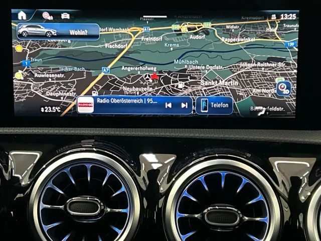 Mercedes-Benz A 180 A 180 d Hatchback