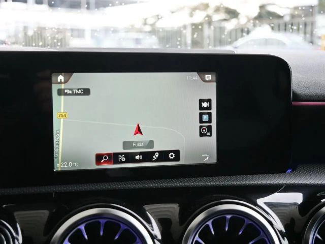 Mercedes-Benz A 250 A 250 e AMG Line