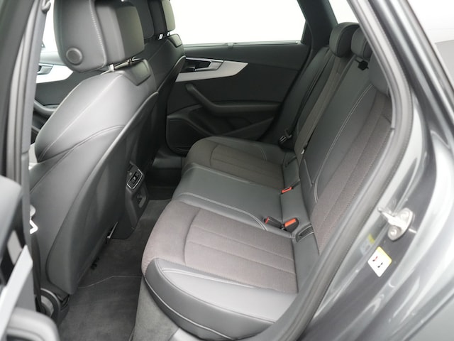 Audi A4 40 TFSI Avant S-Line S-Tronic