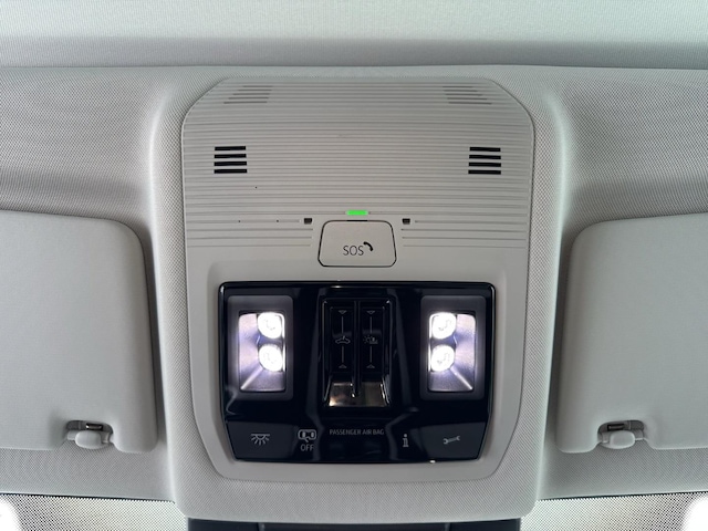 Volkswagen Tiguan TDI 4M Matrix/Pano/CarPlay/AHK