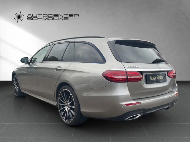 Mercedes-Benz E 220 4MATIC AMG Line