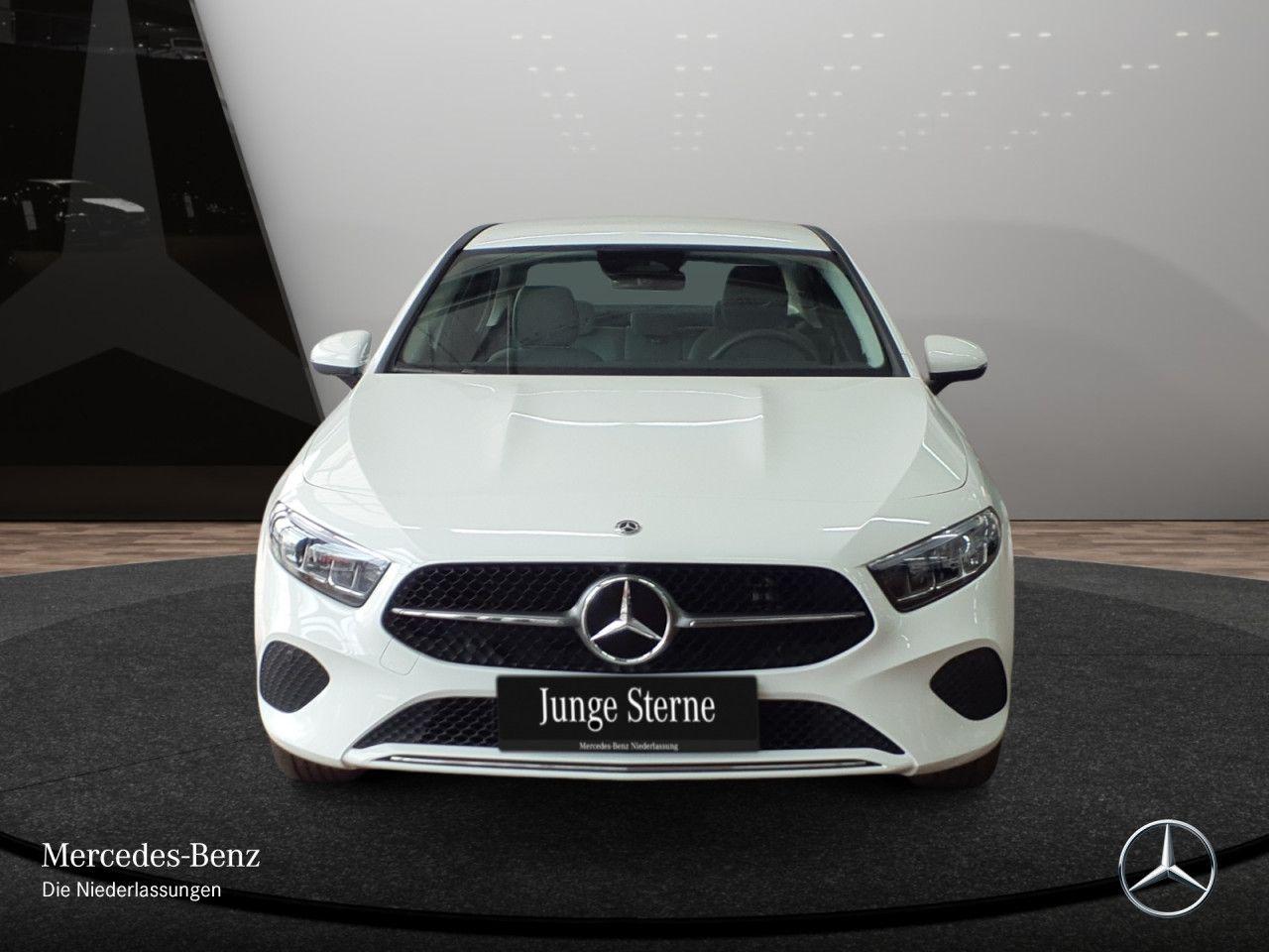 Mercedes-Benz A 250 A 250 e Progressive