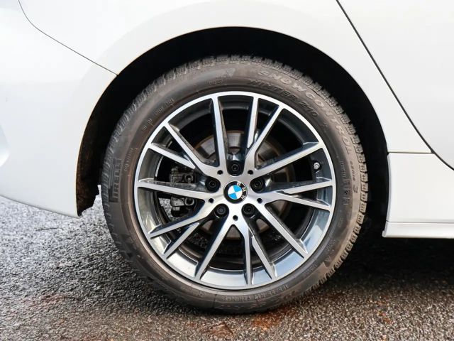 BMW 118 118i M-Sport Sedan