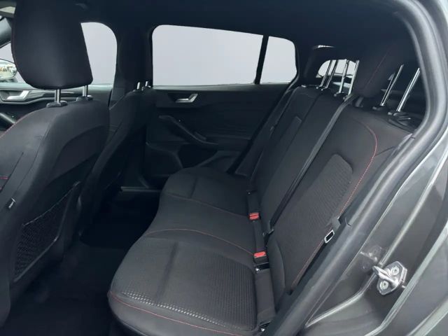 Ford Focus EcoBoost ST Line Wagon