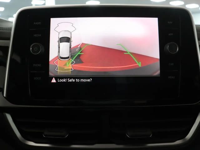 Volkswagen T-Roc 1.5 TSI DSG R-Line