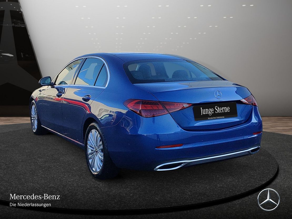 Mercedes-Benz C 180 AVANTGARDE Sedan