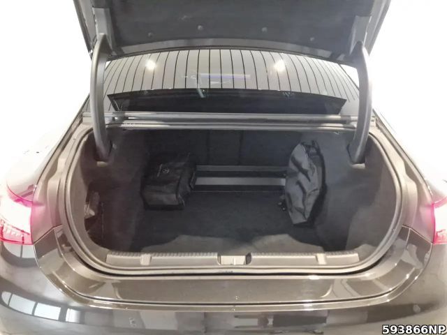 Mercedes-Benz EQE 300 AMG Line Sedan