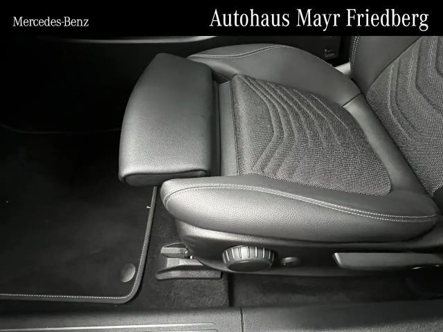 Mercedes-Benz A 200 Progressive