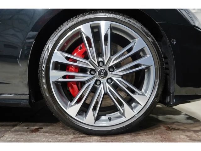 Audi S6 Avant Quattro