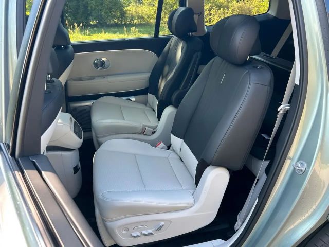 Hyundai IONIQ 9 UNIQ