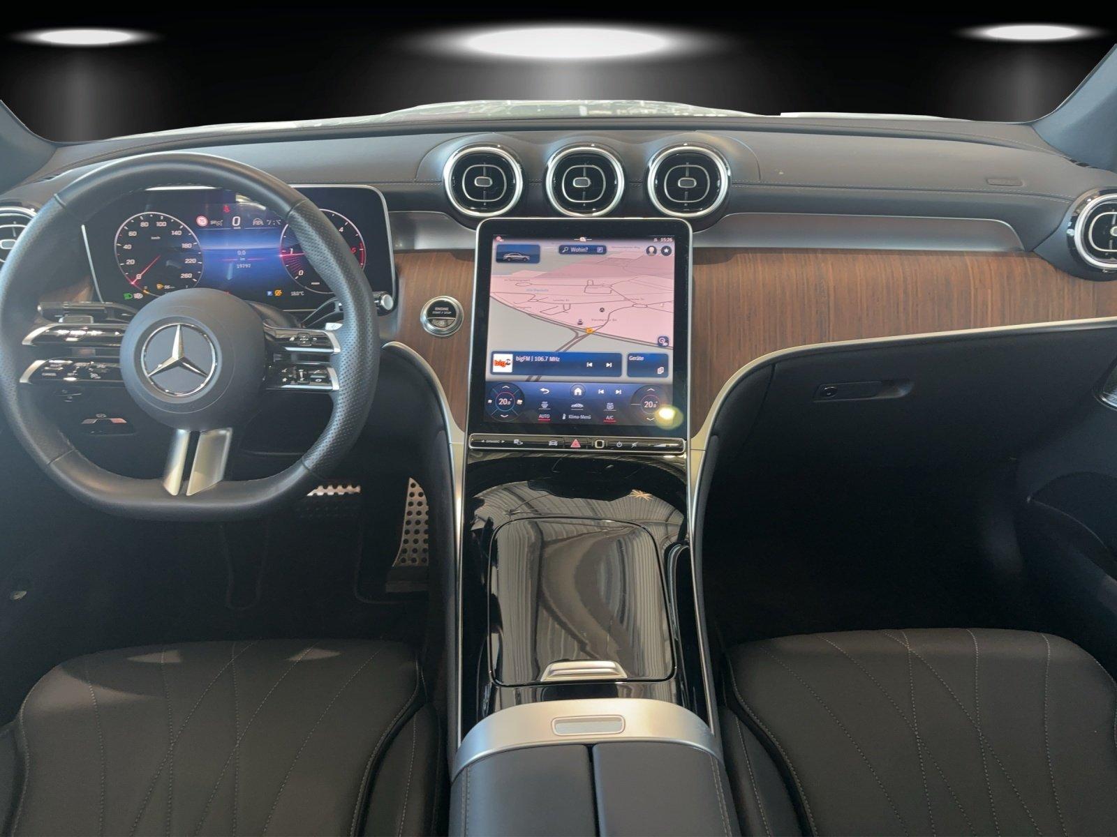 Mercedes-Benz GLC 300 AMG Line GLC 300 d Premium