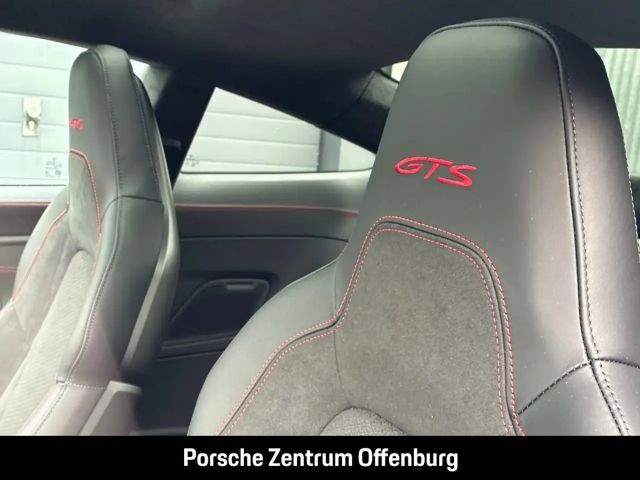 Porsche 992 Carrera Coupé GTS