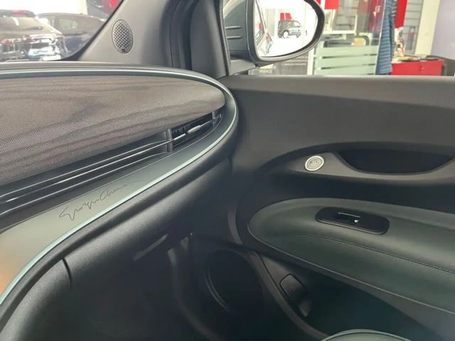 Fiat 500 87kW 42kWh Giorgio Armani Collector´s Edition