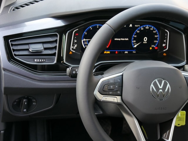 Volkswagen Polo 1.0 TSI DSG Style