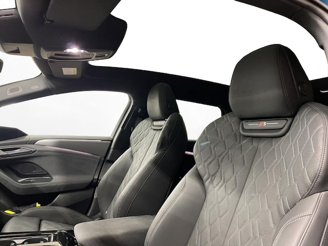 Audi A6 e-tron Avant Quattro