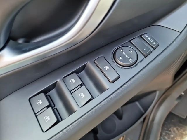 Hyundai i30 Advantage Hybrid T-GDi