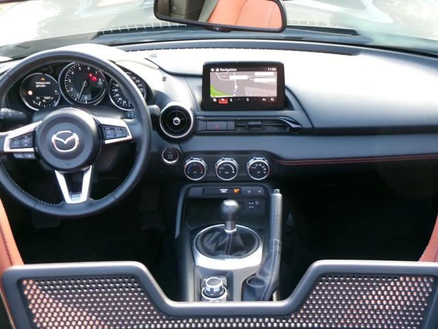 Mazda MX-5 SkyActiv