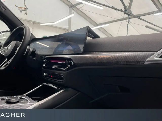 BMW 330 330i M-Sport Sedan xDrive