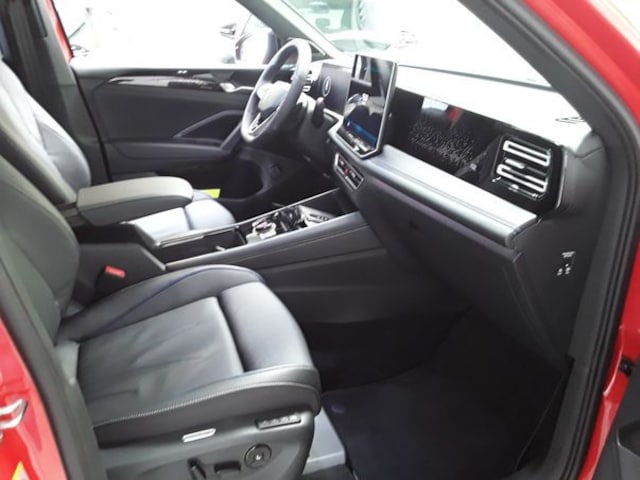 Volkswagen Tiguan Tiguan 1.5   R-L  P 130 TSID6F