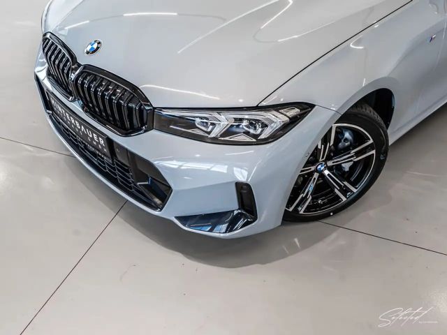 BMW 330 330i M-Sport Touring xDrive