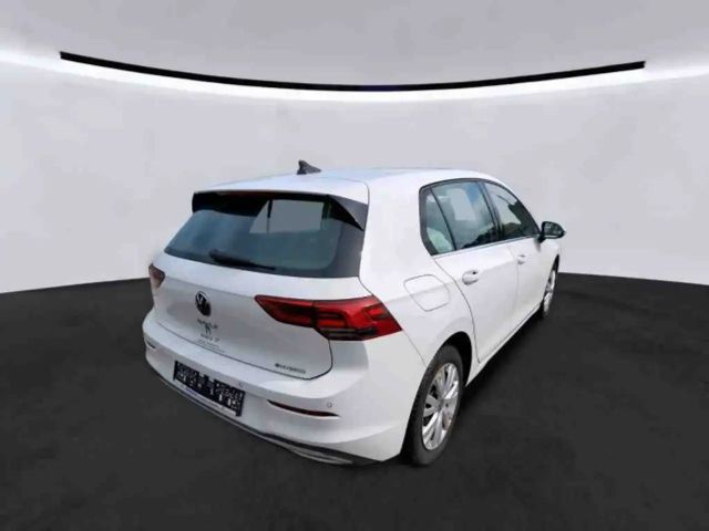 Volkswagen Golf 1.4 TSI Style eHybrid