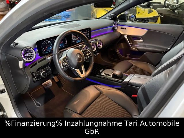 Mercedes-Benz A 180 Limousine Widescreen,Night,Pano,Burmes,19"