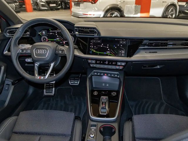 Audi A3 35 TFSI S-Line S-Tronic Sedan